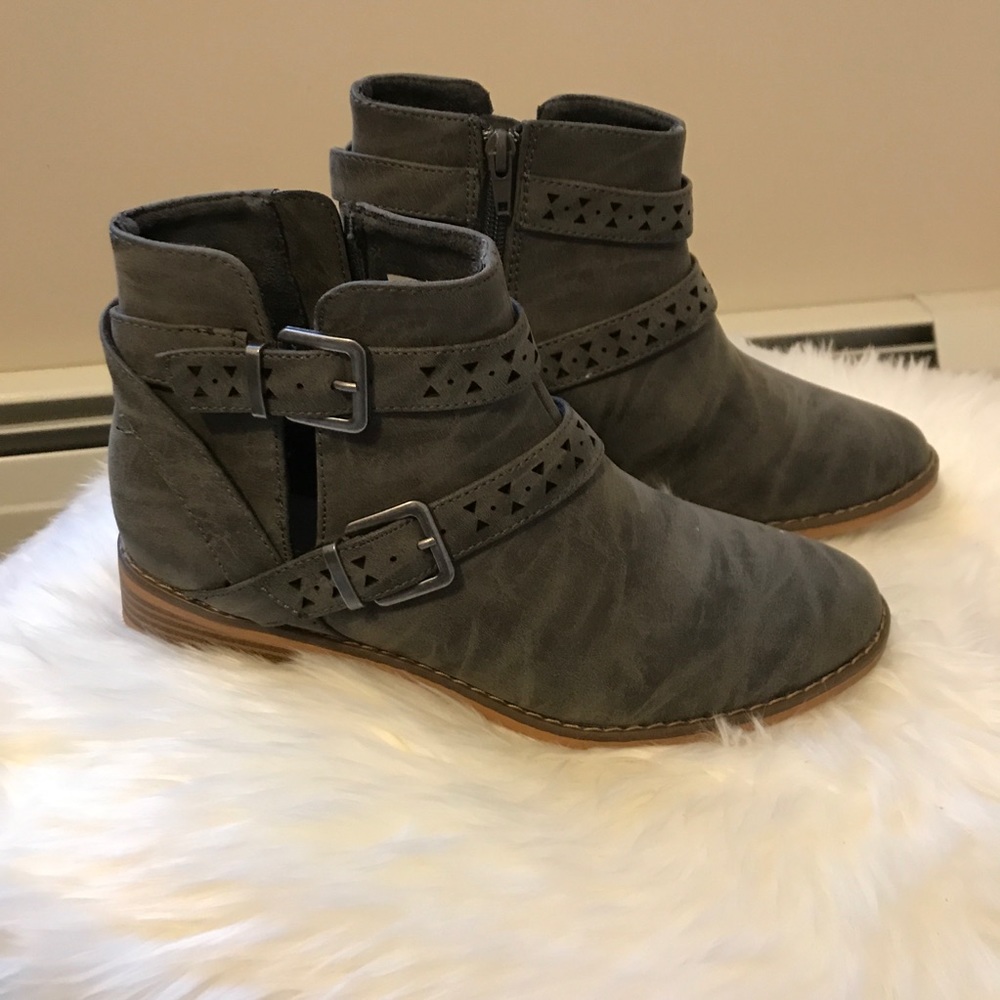 🌻 Rocket Dog Mack Ankle Boots